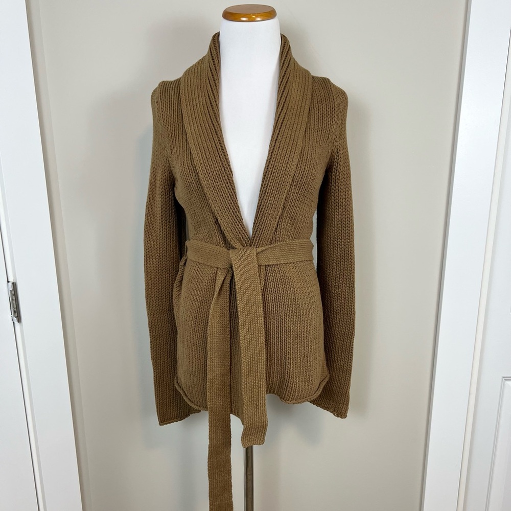 GAP Camel Textured Knit Wrap Seeater